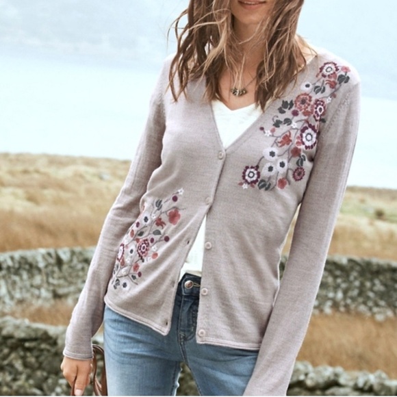 Garnet Hill Floral Embroidered Cardigan Womens Size S 100% Merino Wool Gray - Picture 1 of 11